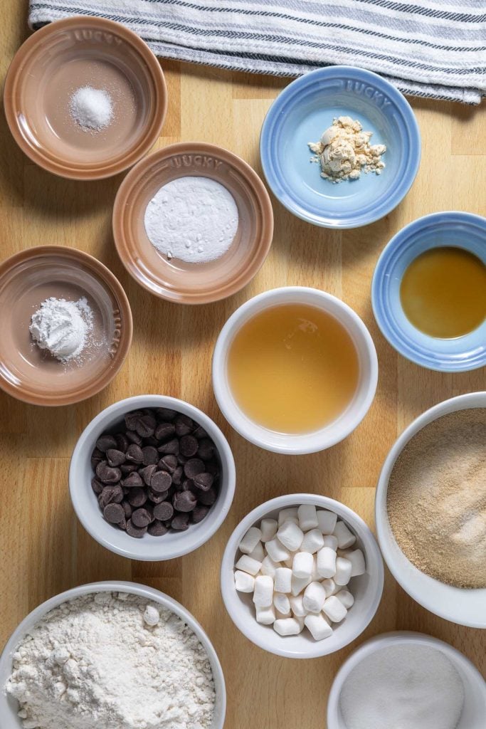 Ingredients for this eggless chocolate chip cookies recipe