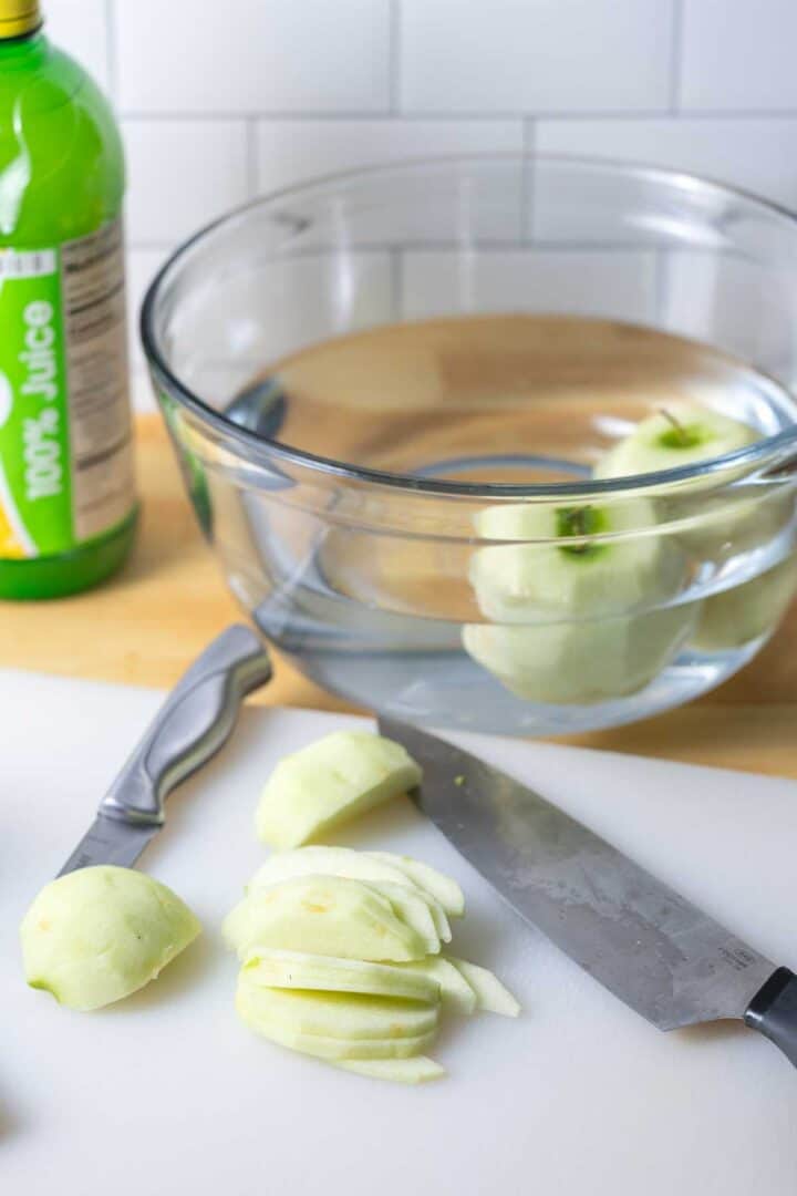 Prepping apples for the pie