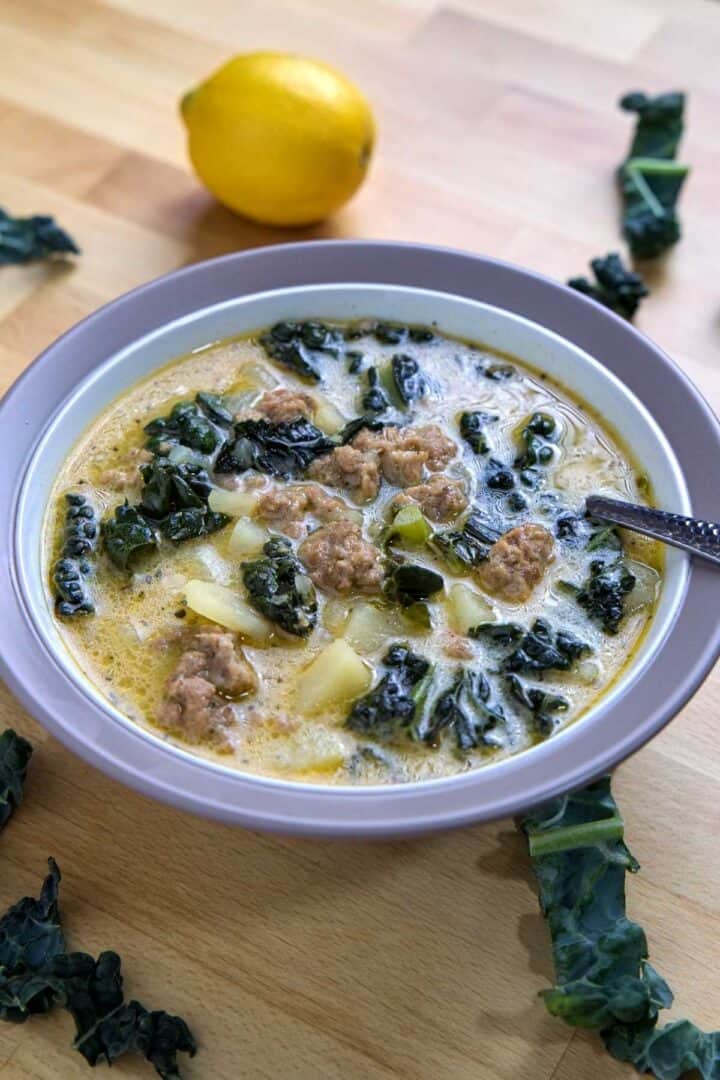 A bowl of vegan Zuppa Toscana