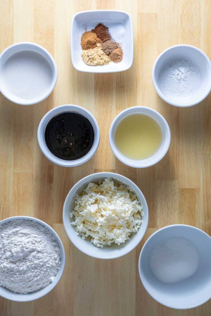 Ingredients for the vegan gingerbread scones