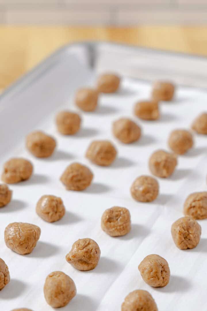 Closeup of the vegan holiday cookies